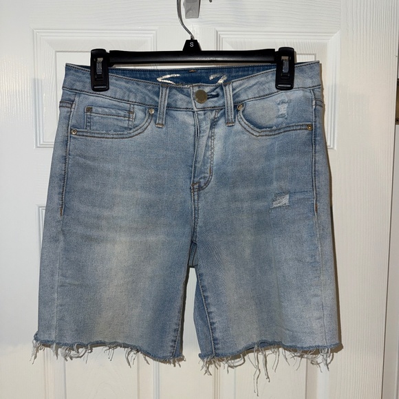 WOMENS SEVEN7 BERMUDA SHORTS - Picture 1 of 3